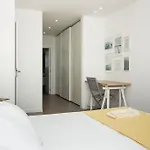Bonjour House By Ici